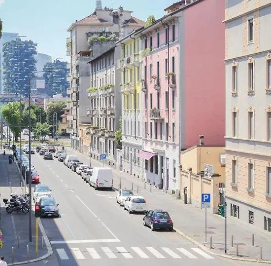Apartment Elegante Appartamento A 300 M Dalla Metro Zara Milan
