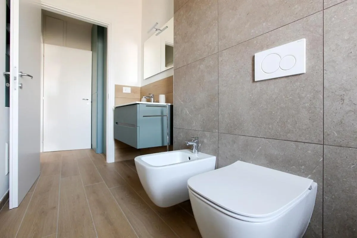 Apartment Elegante Appartamento A 300 M Dalla Metro Zara Milan Italy