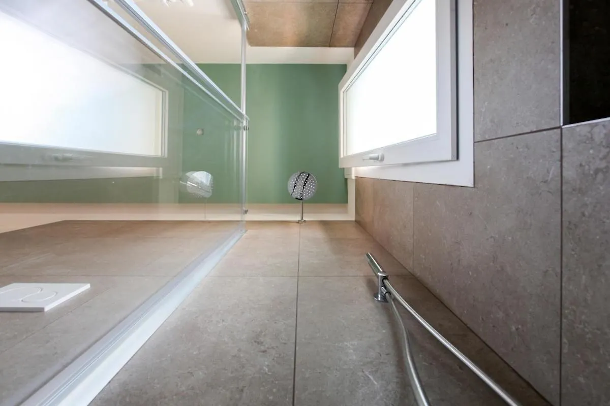 Elegante Appartamento A 300 M Dalla Metro Zara Milan Apartment